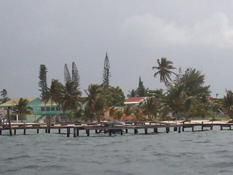 CAYE CAULKER