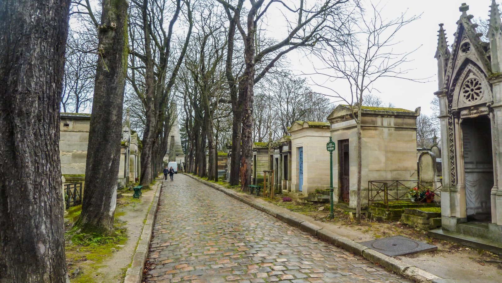 Cimetière du Père-Lachaise / Père Lahaise Cemetery