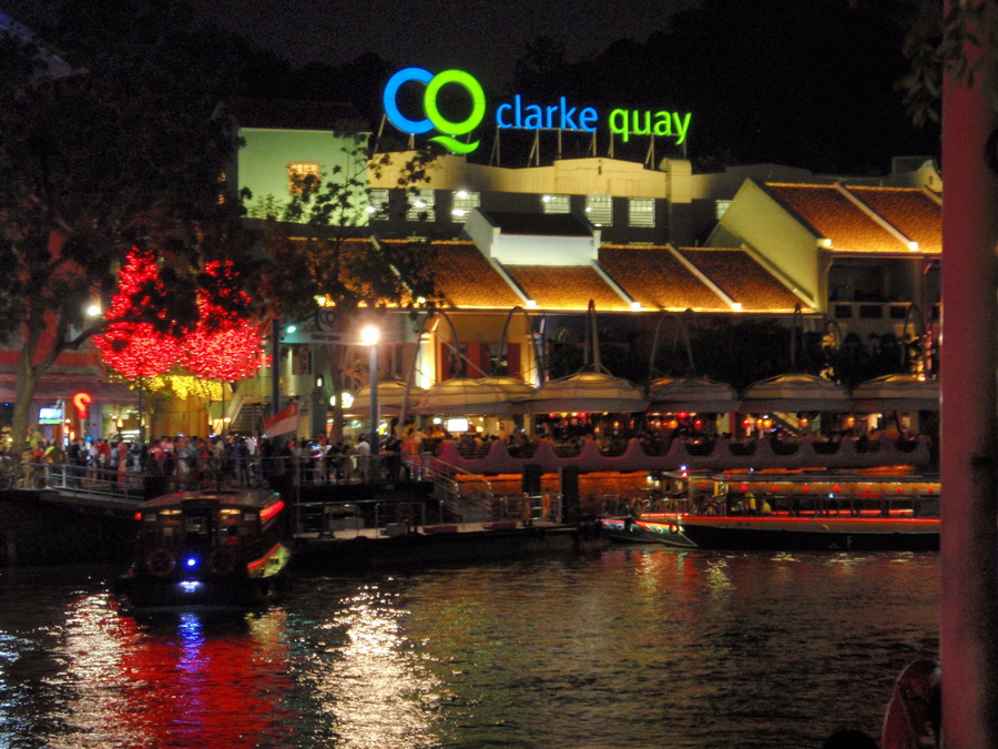 CLARKE QUAY4