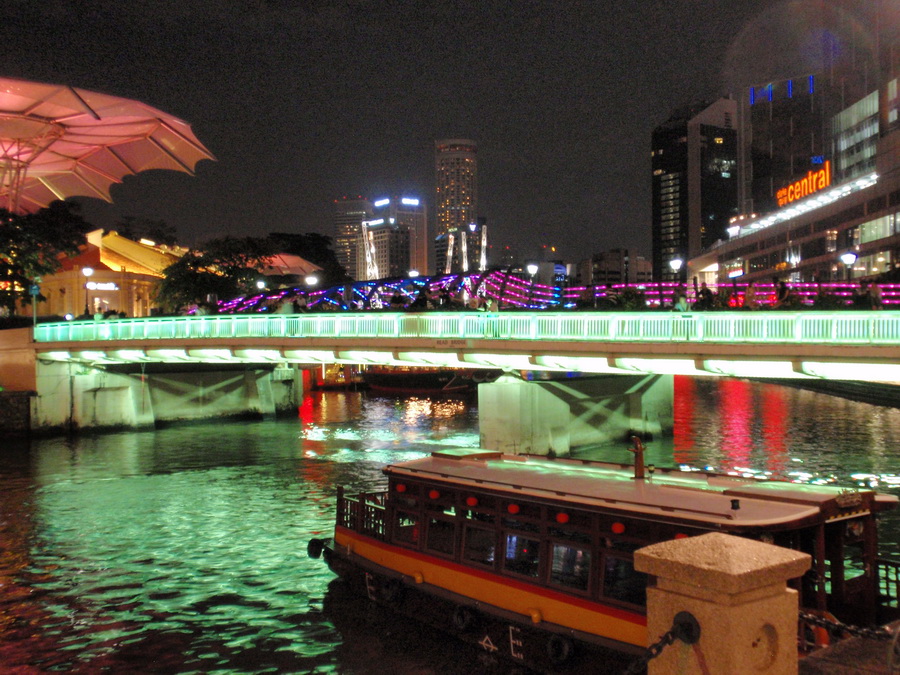 CLARKE QUAY5