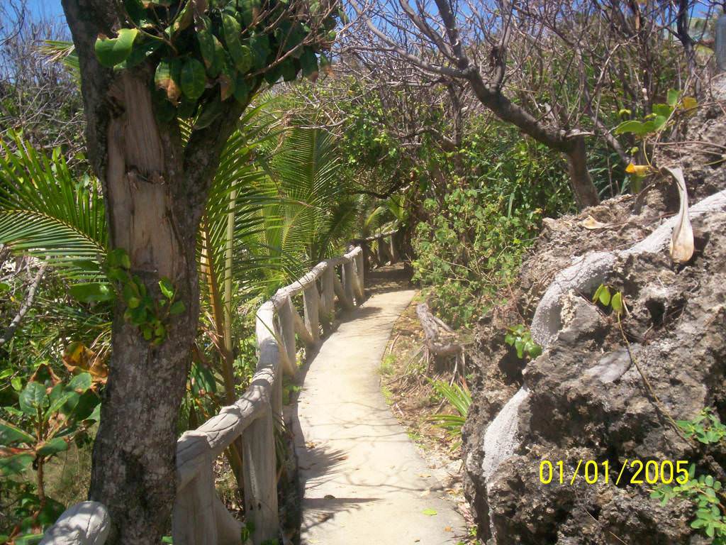 Crystal cay path