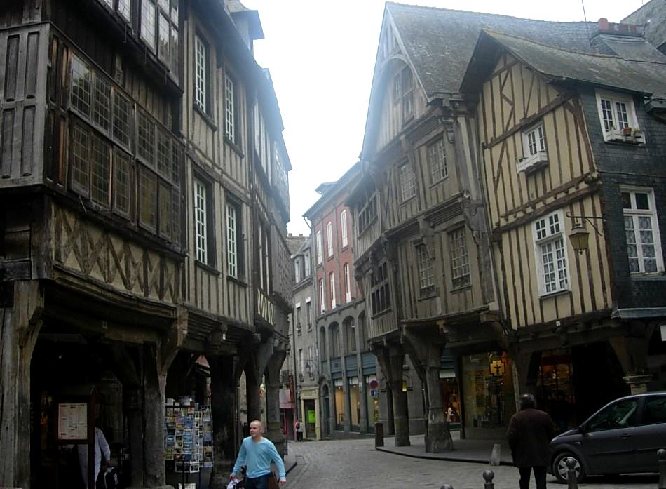 Dinan