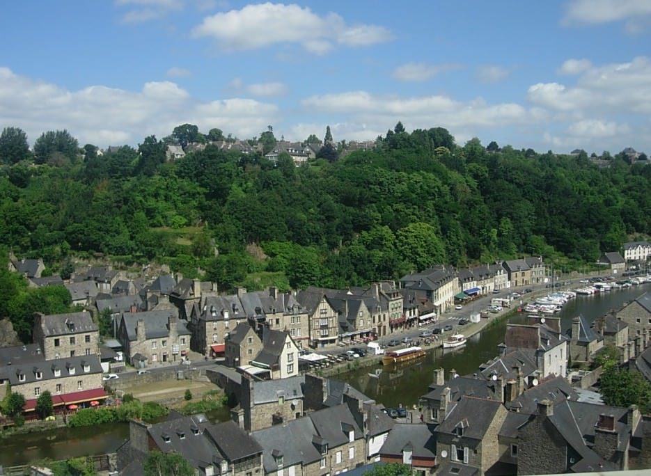 Dinan