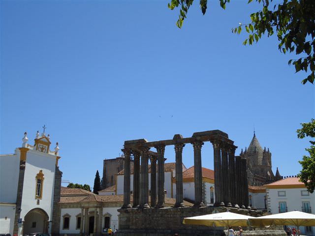 Evora