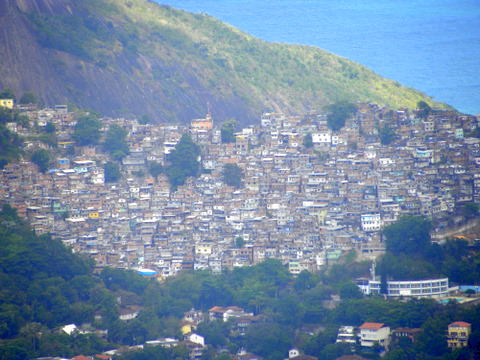 FAVELA