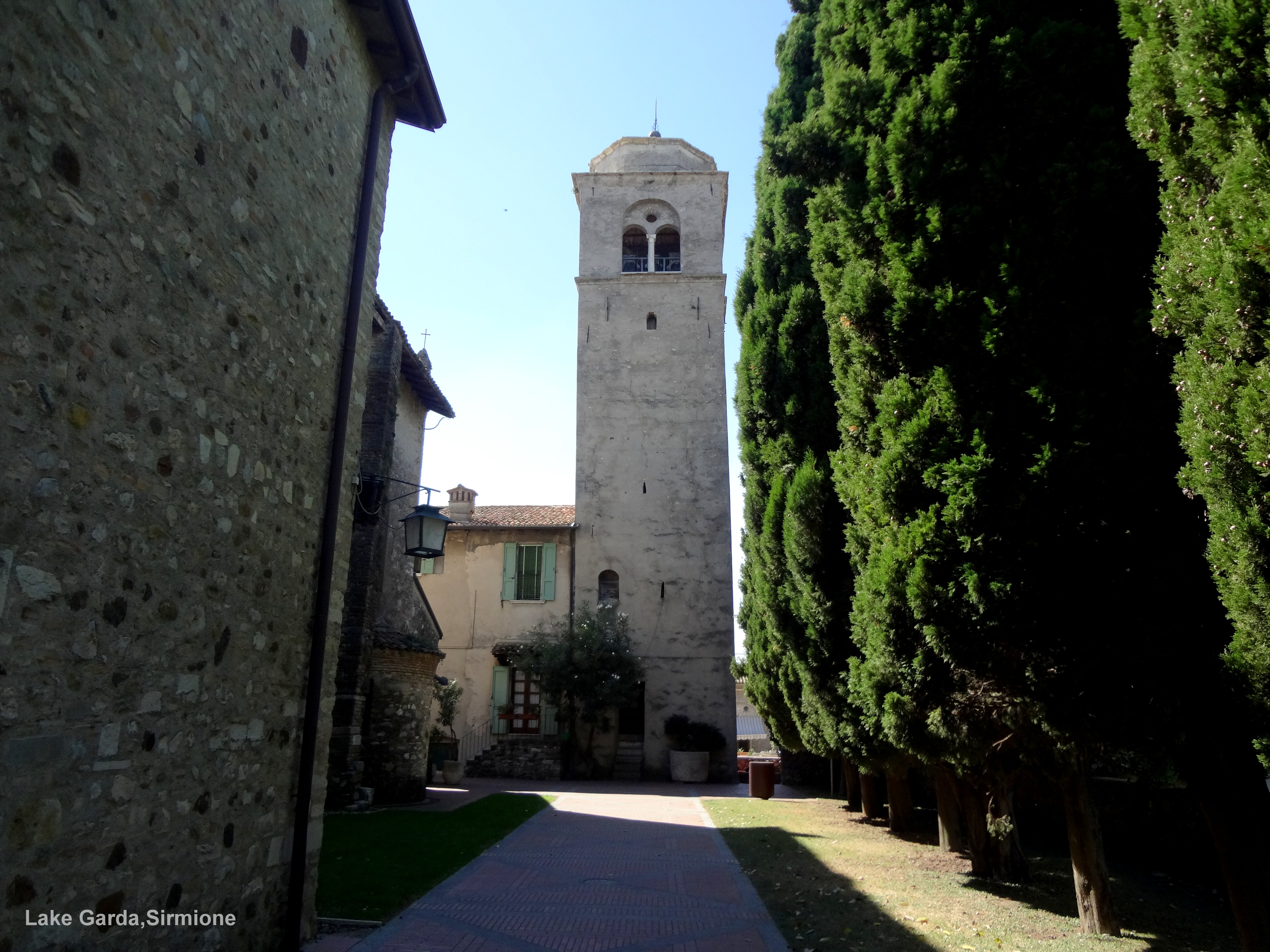 Garda lake,Sirmione castle