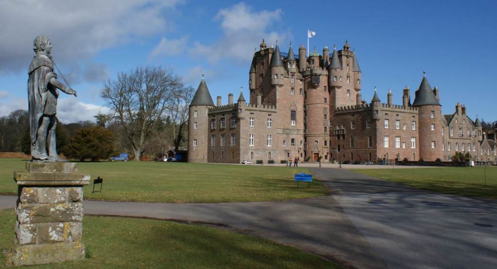 Glamis castle