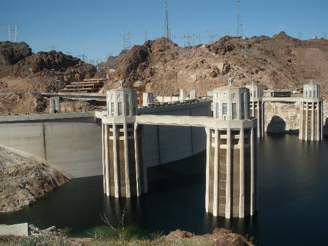 hoover_dam_640x480