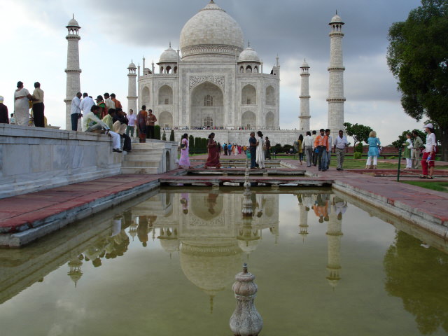 india varanassi agra