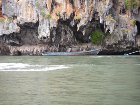 JAMES BOND ISLAND