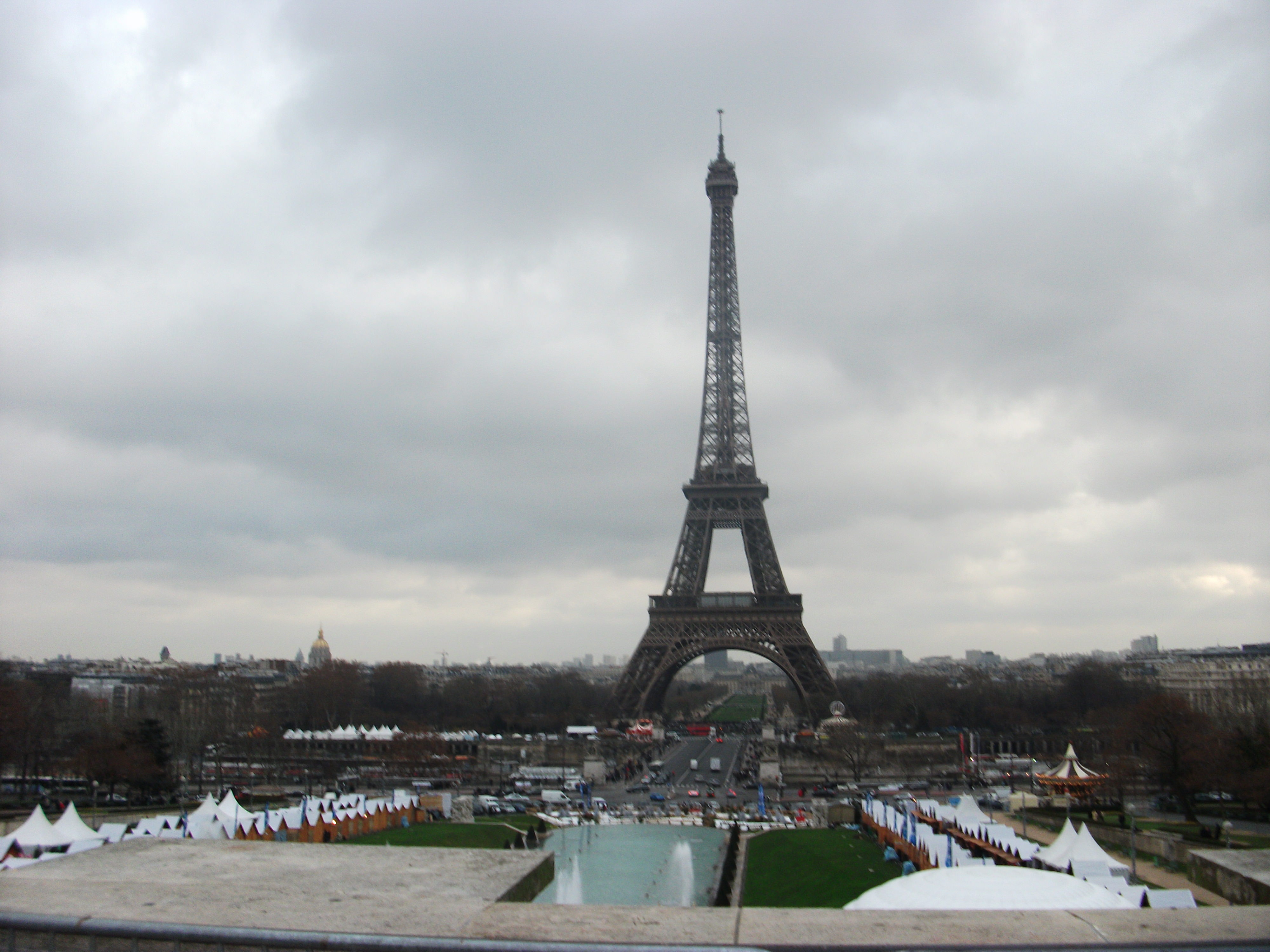 La Tour Eiffel, Paris, France, December 2011