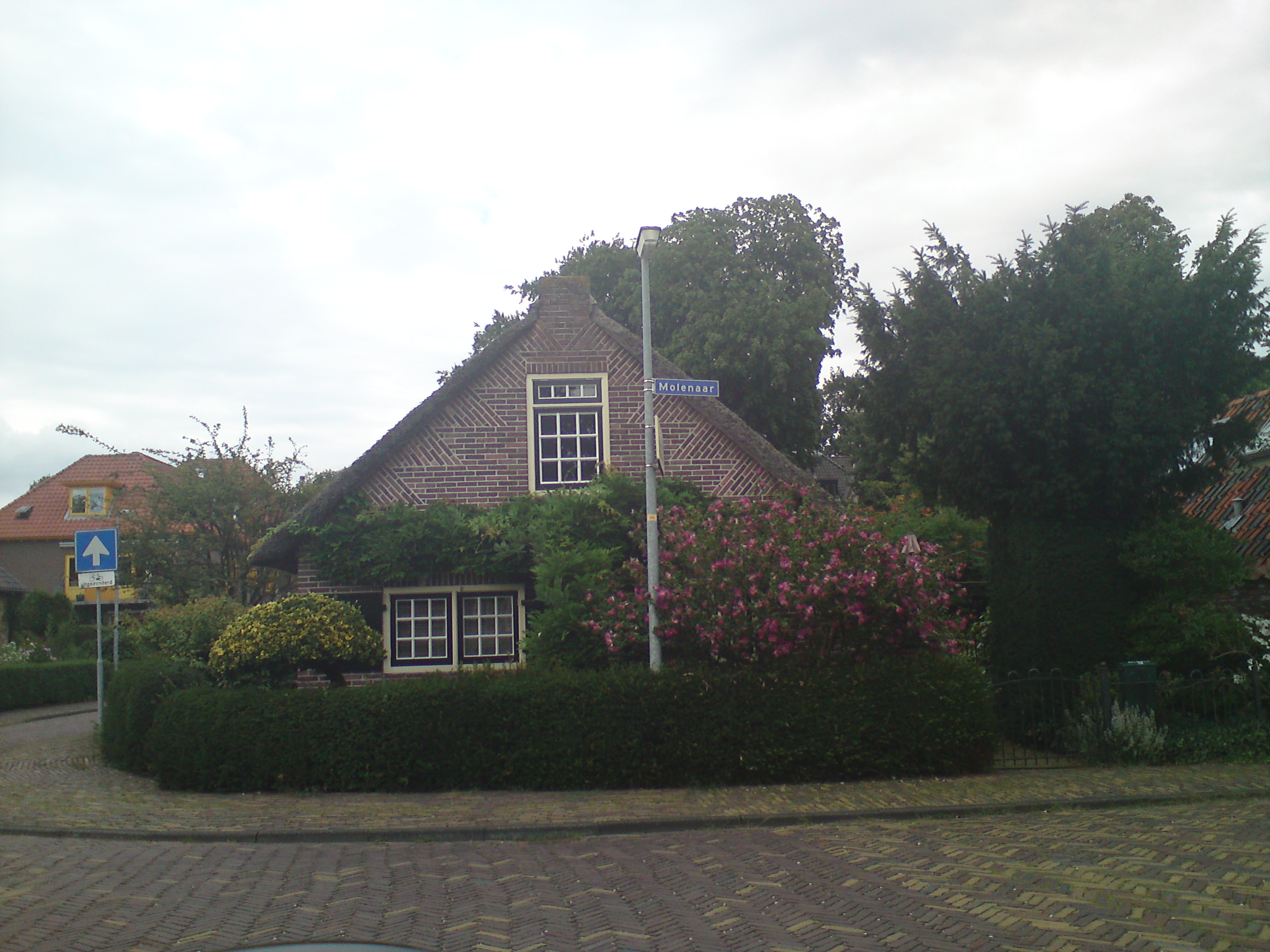 Laren