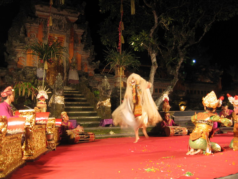 Legong dance