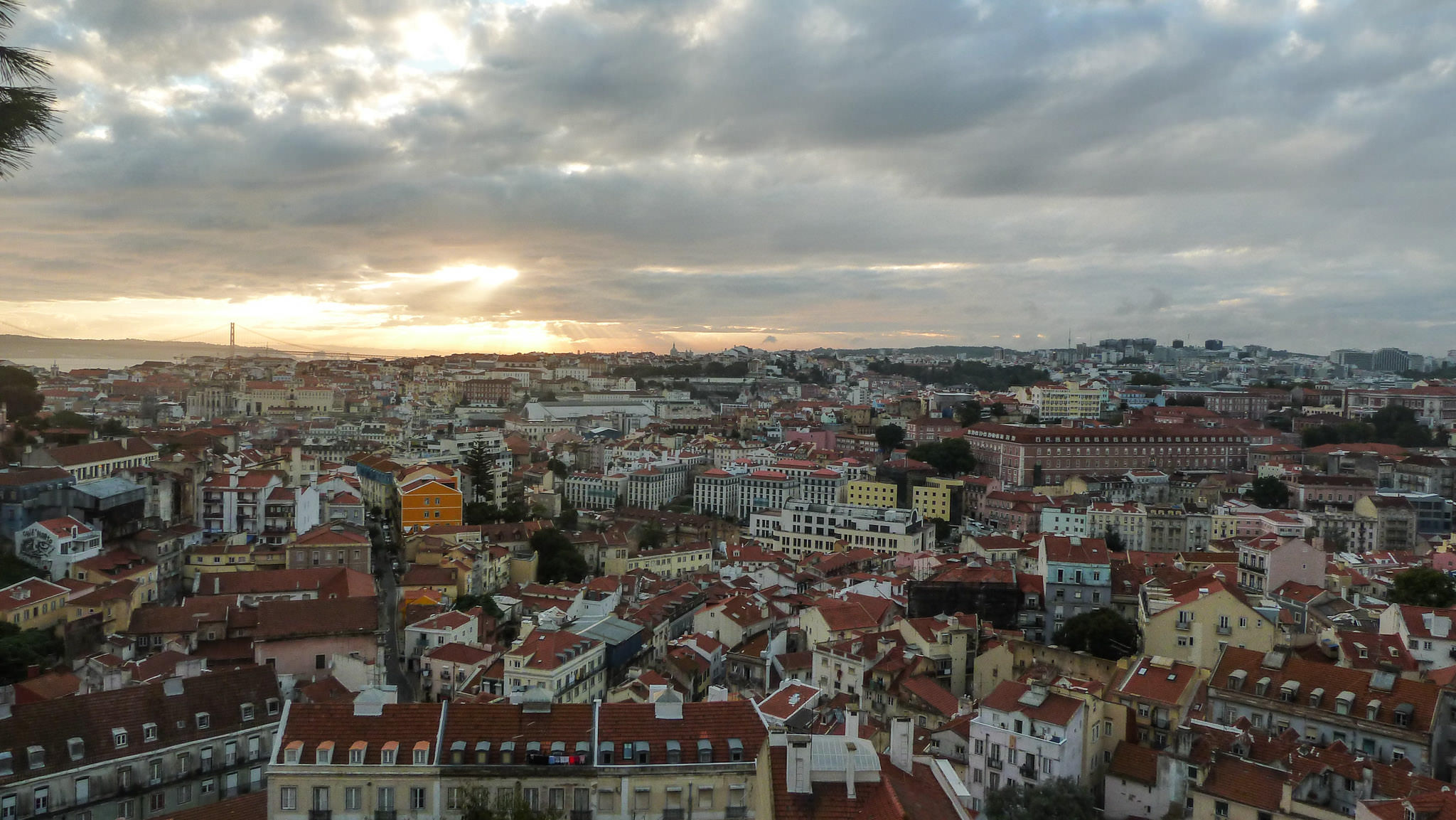Lisboa from Miradouro da Graça - Alfama