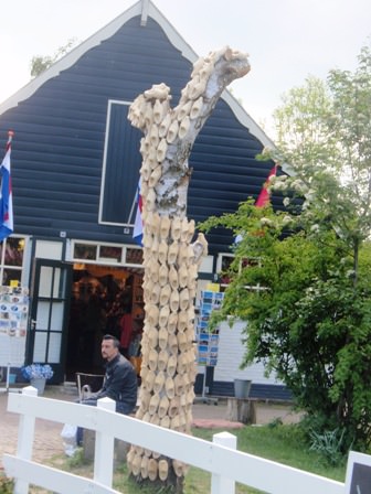 Marken