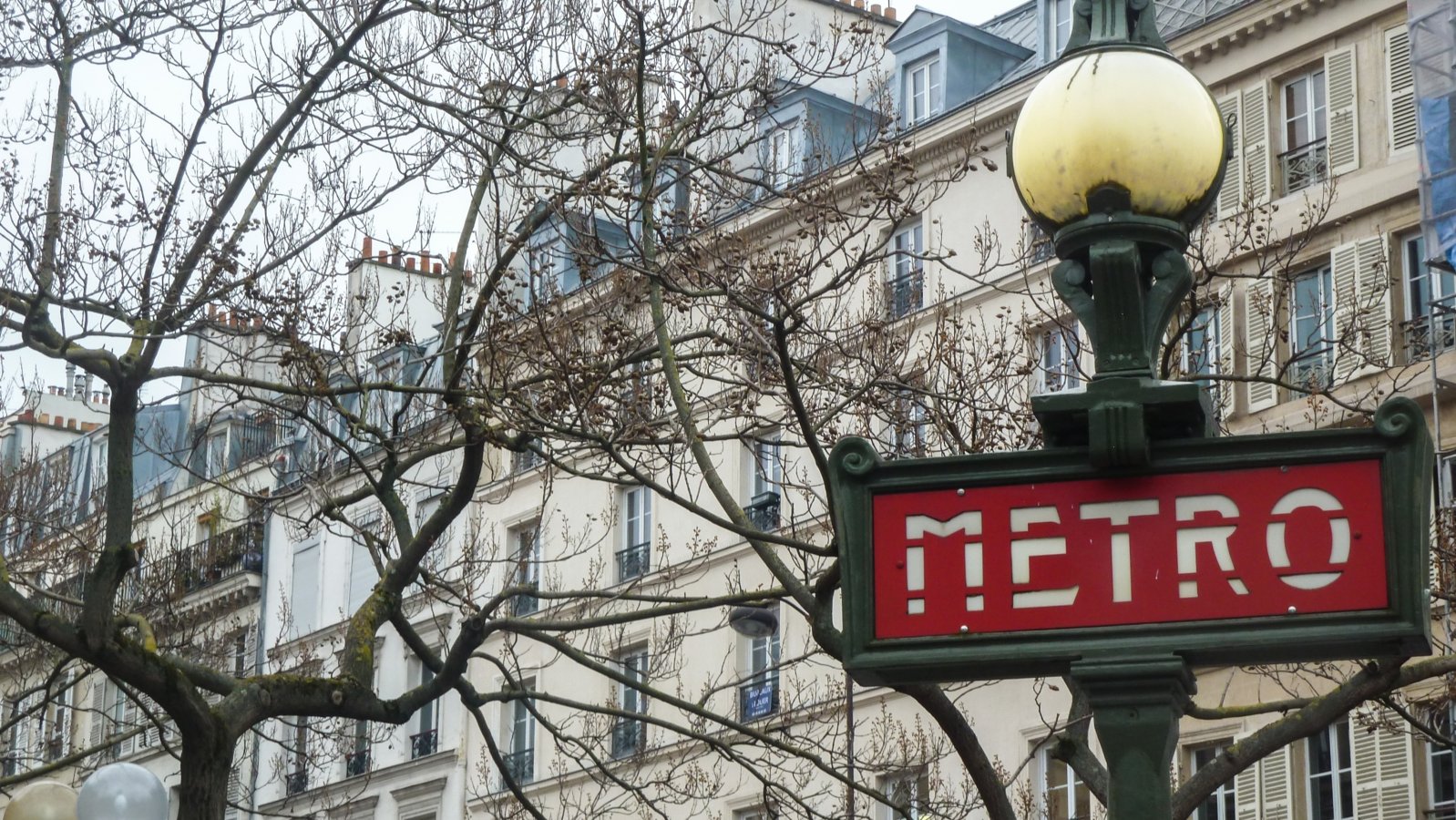 Metro Jussieu