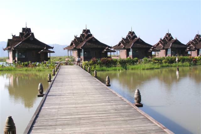 myanmar-inle lake .