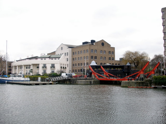 P1284753