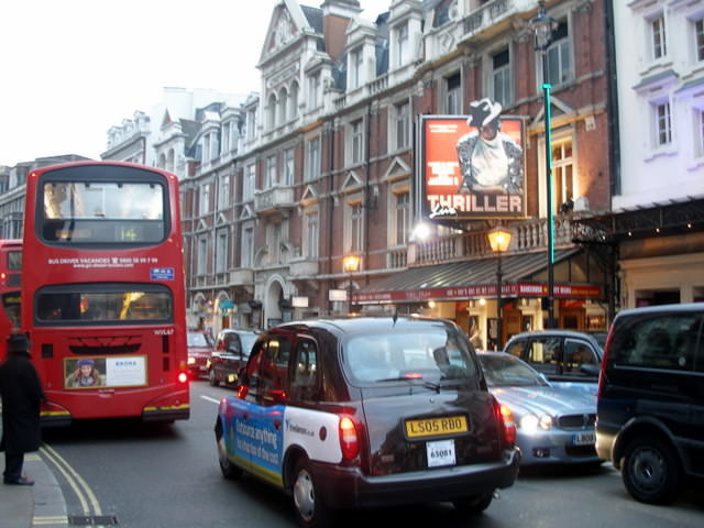 P1284871