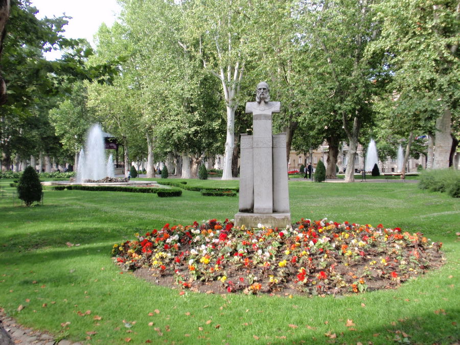PARK ZRINJEVAC1