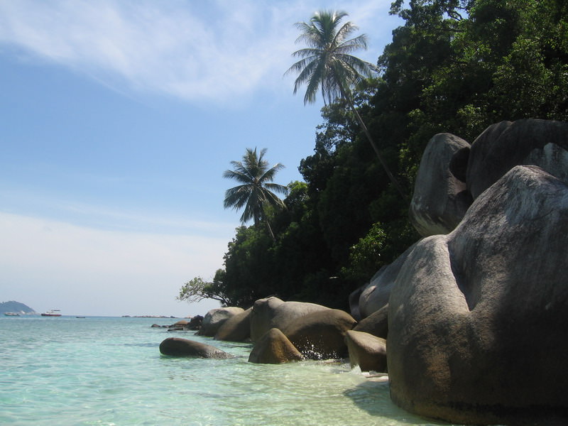 Perhentian waters 2