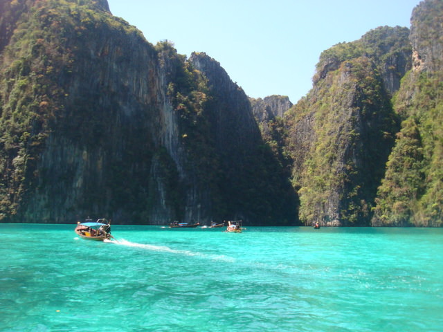 Phi Leh Lagoon