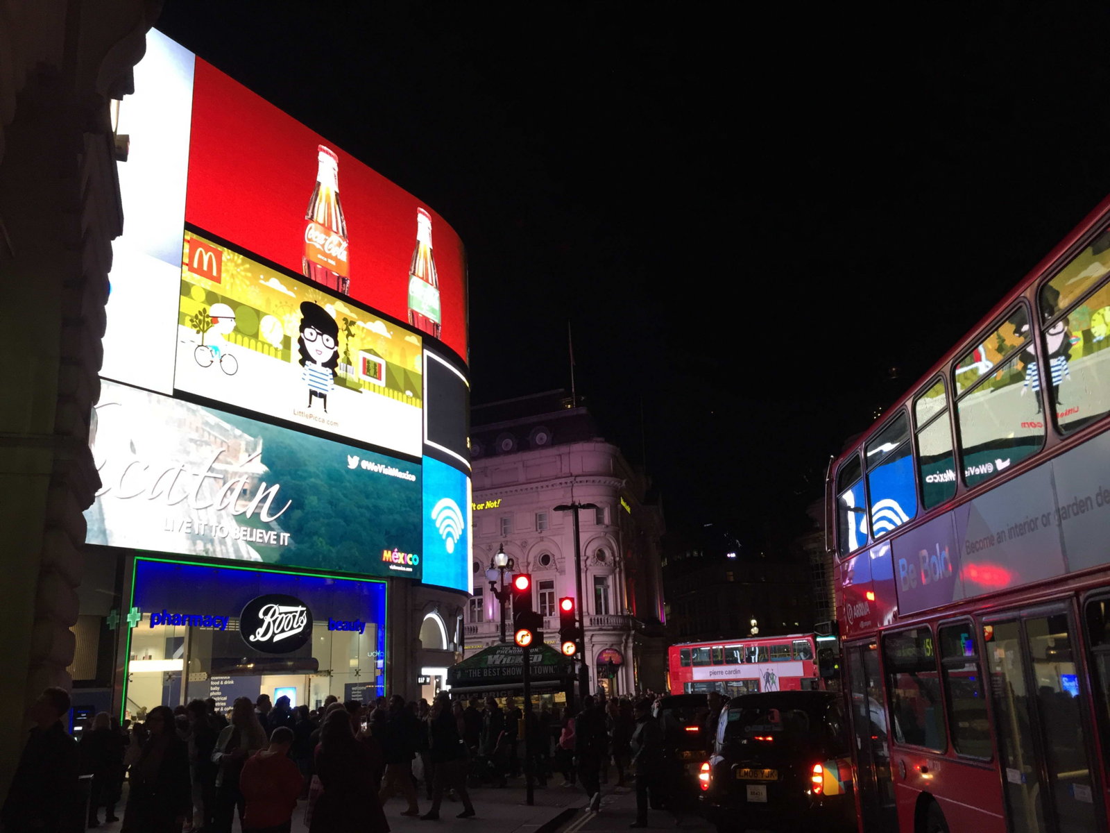 piccadilly circus