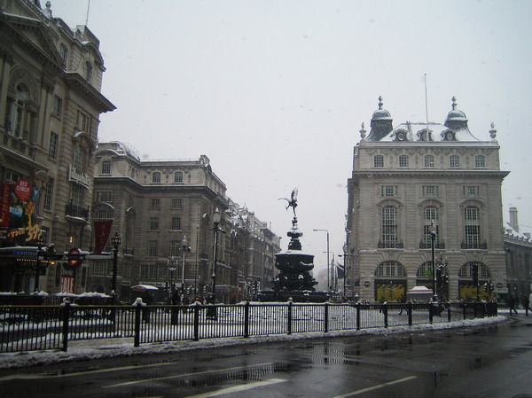 piccadilly circus