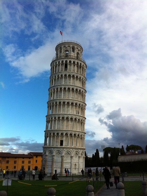 Pisa tower-Piazza dei miracoli