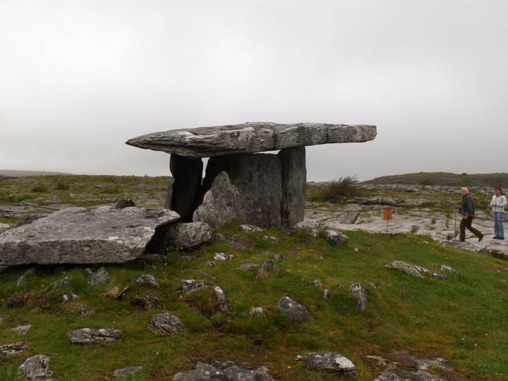 Poulnabrone Dolmen