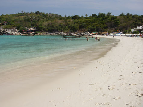 RAYA YAI BEACH