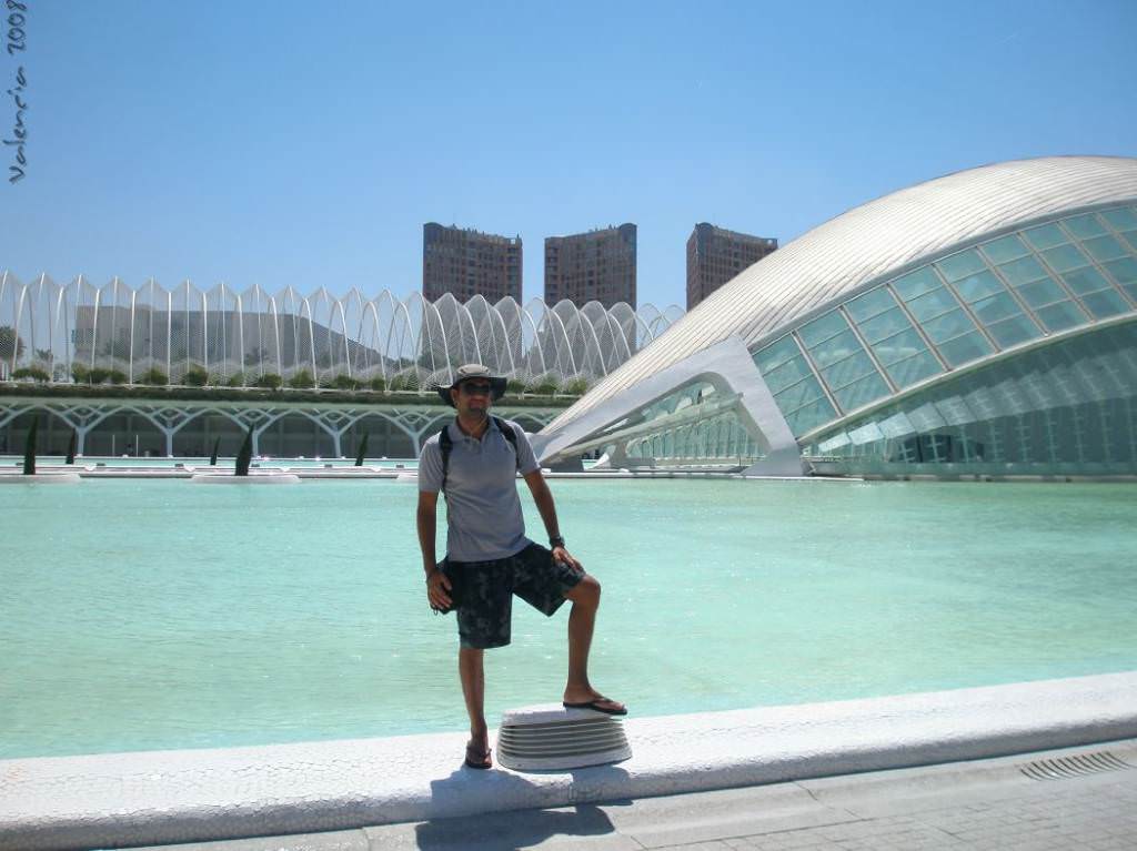 Santiago Calatrava - City of Arts & Sciences..