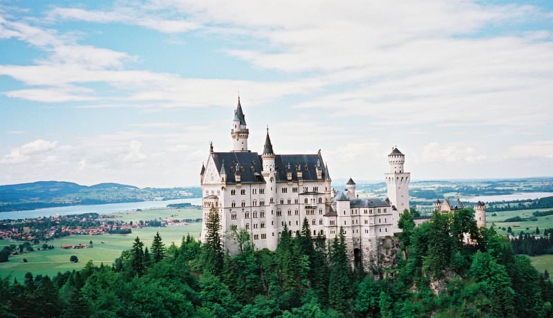 Schloss Neuschwanstein. Κάστρο (Παλάτι) Νόισβανστάιν οπως φαίνετε απο την γ