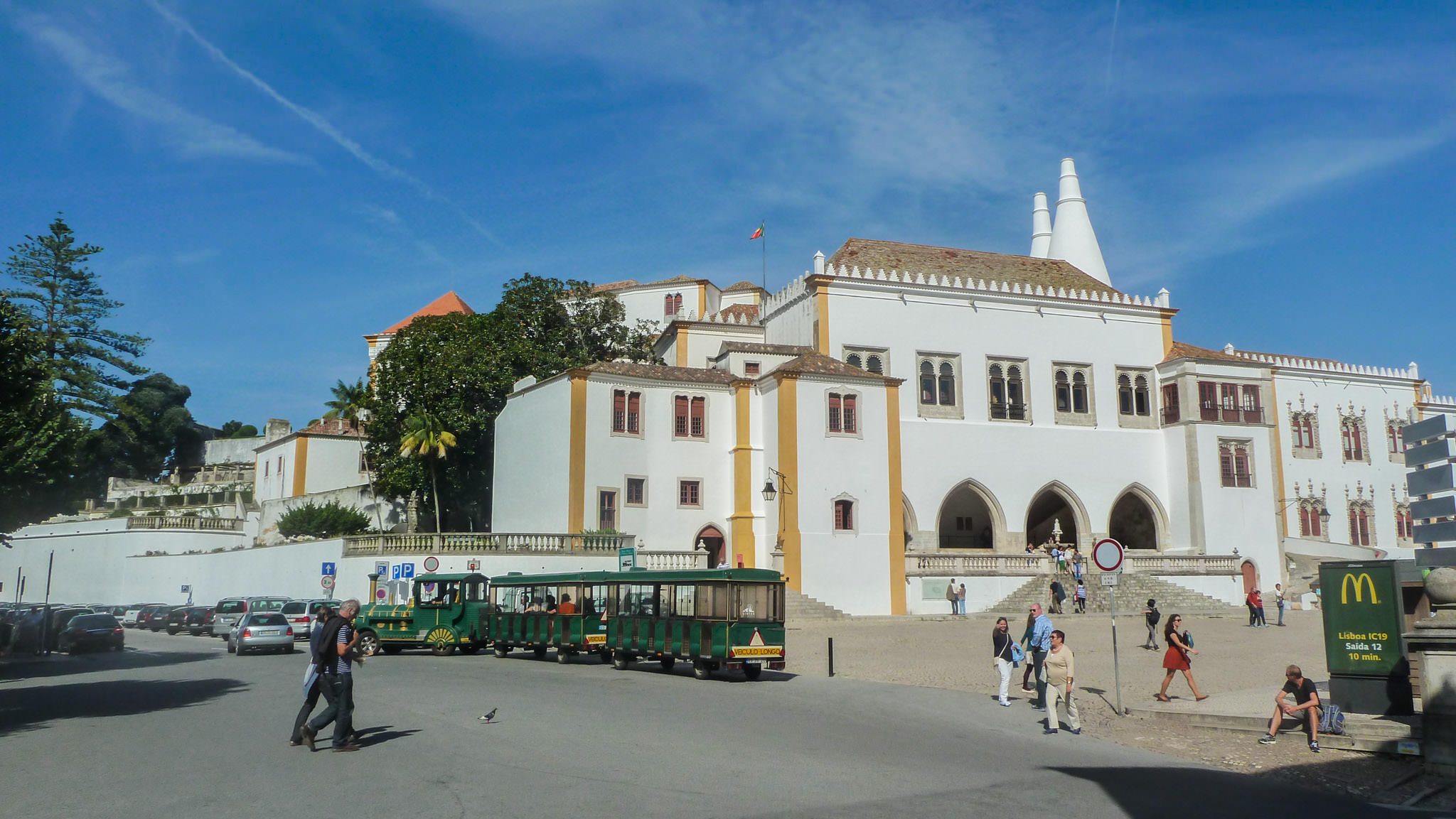 Sintra National Palace, Largo Rainha Dona Amélia