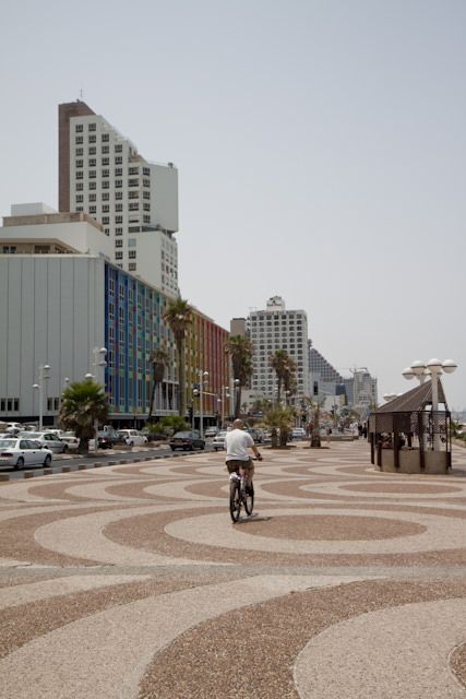 Tel Aviv beach promenade