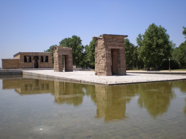 Templo de Debod by day