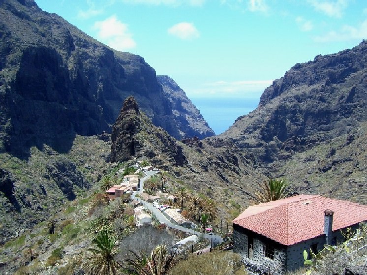 TENERIFE-MASQUA