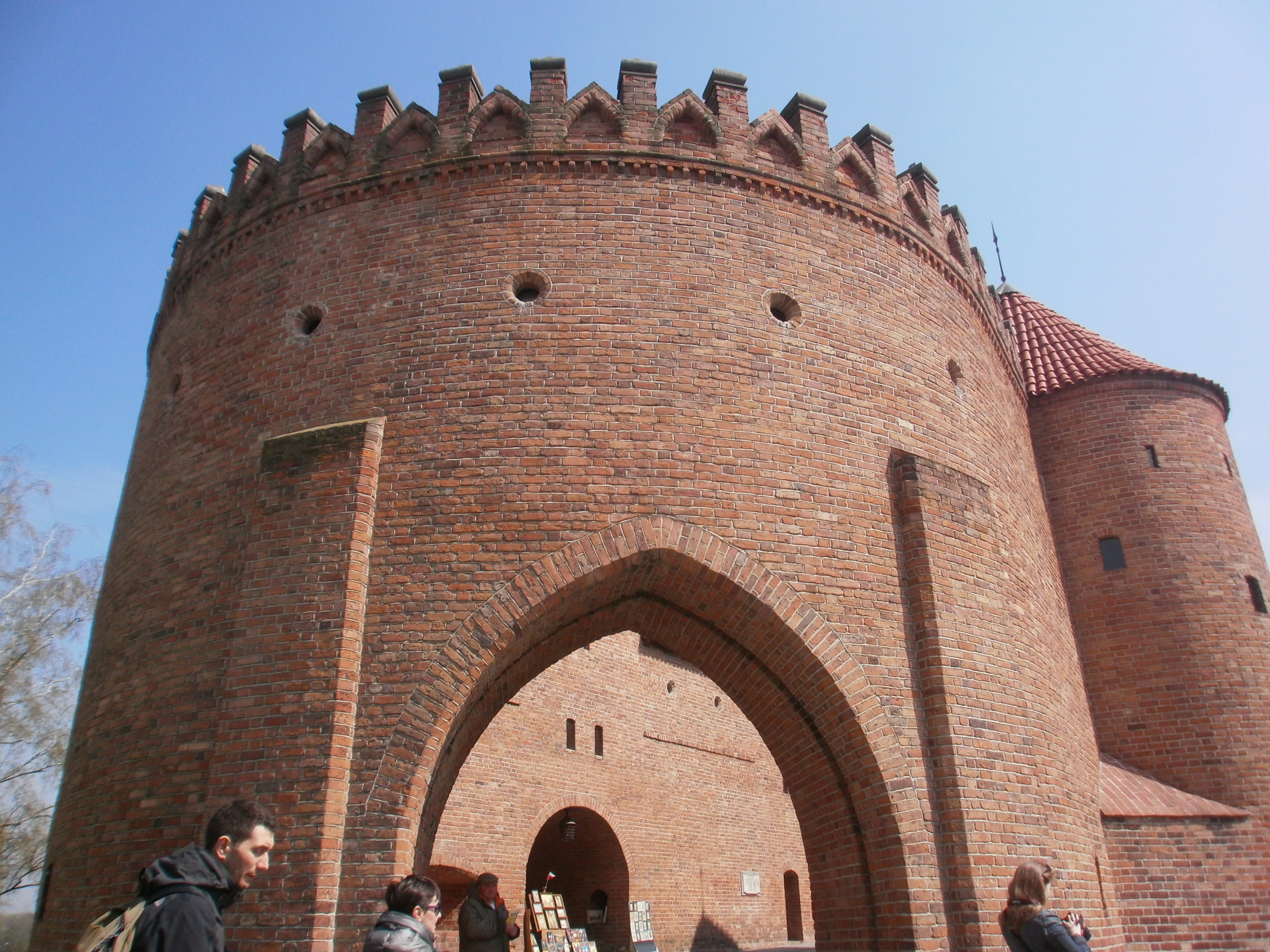 THE WARSAW BARBICAN IN OLD TOWN