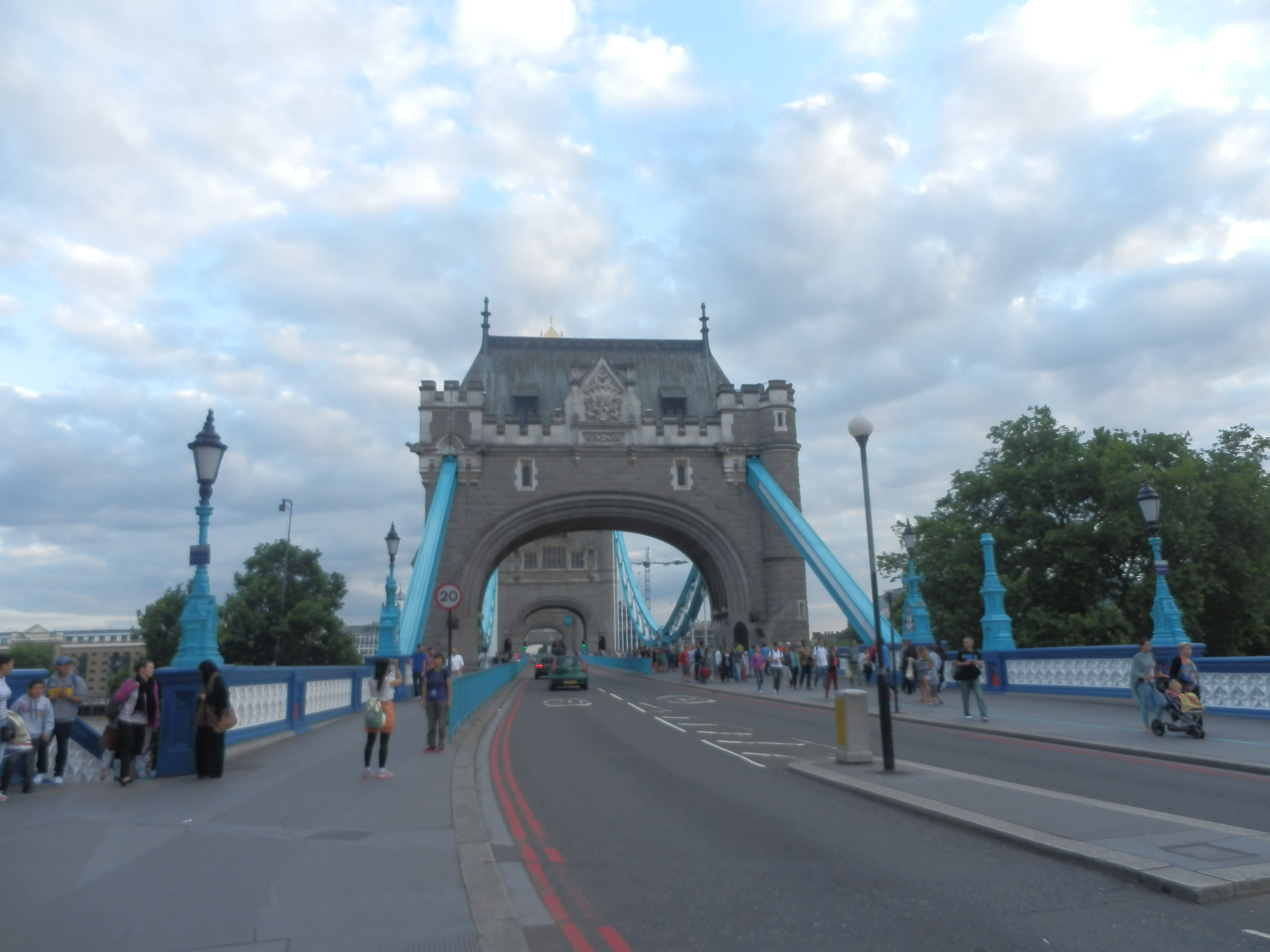 TOWER BRIGDE