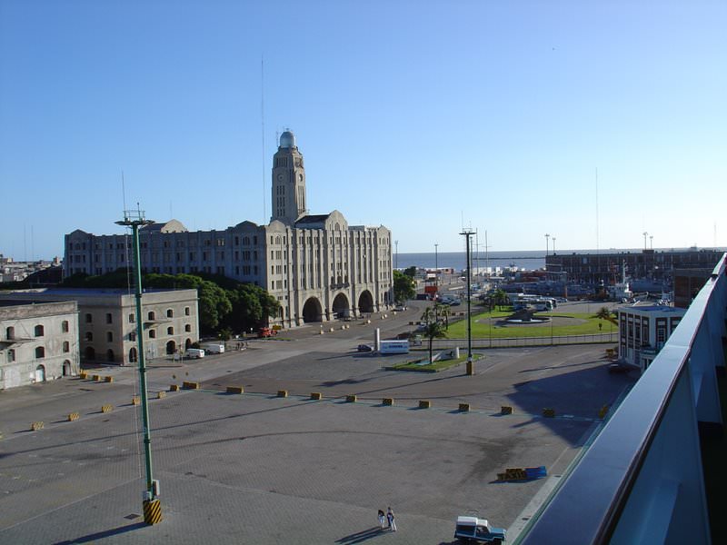 Uruguay, Montevideo - 29 ΦΕΒΡΟΥΑΡIΟΥ 2004