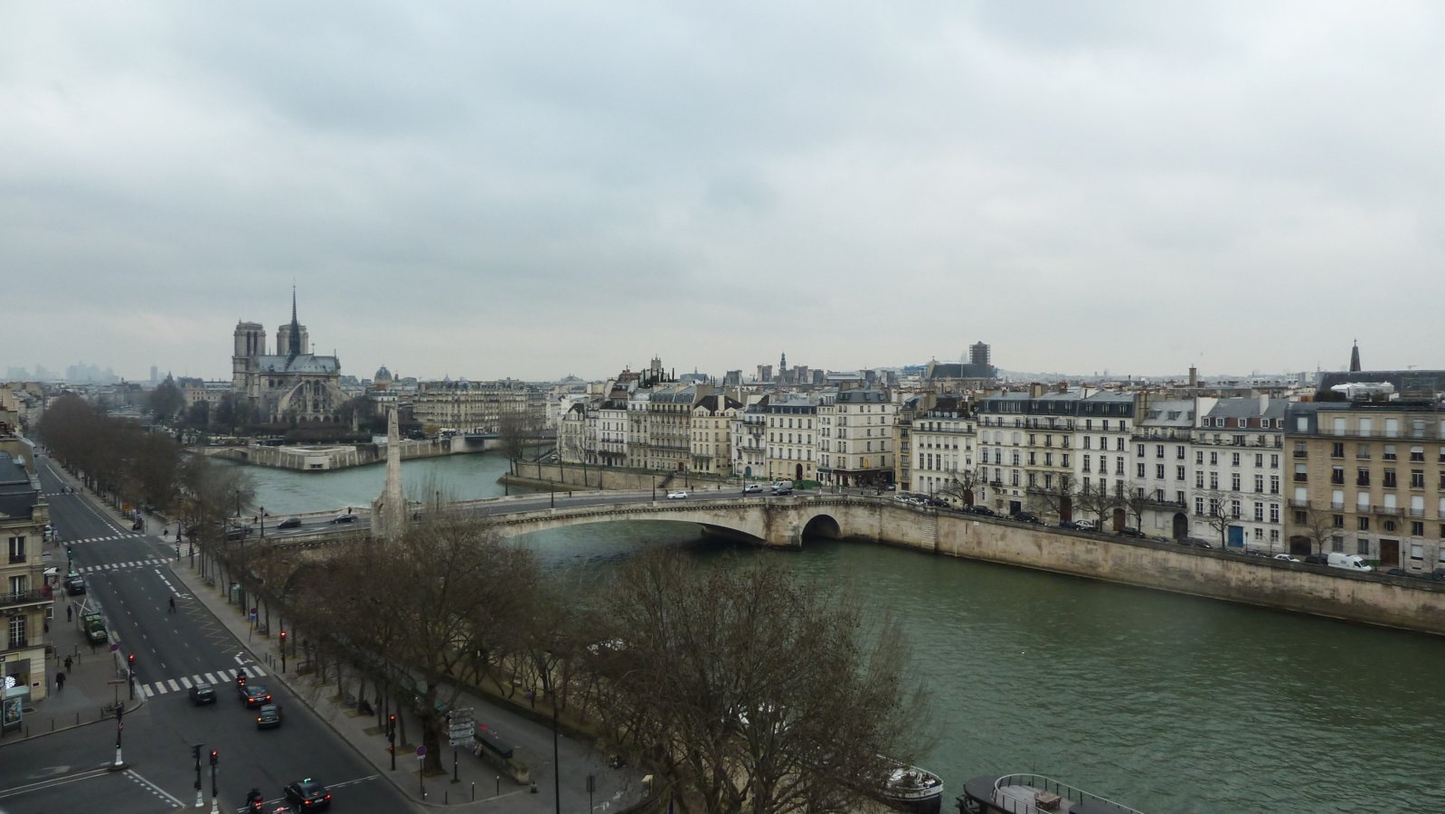 View from terrasse de l'Institut du Monde Arabe