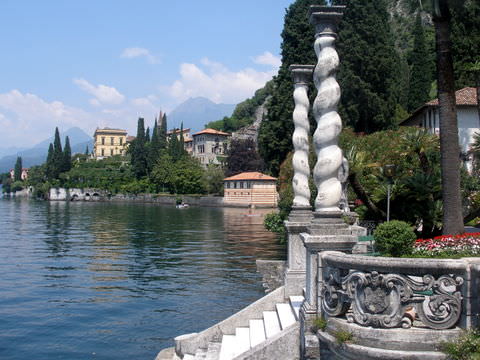 Villa monastero