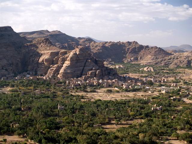 Wadi Dhahr - Dhahr Al Hajar