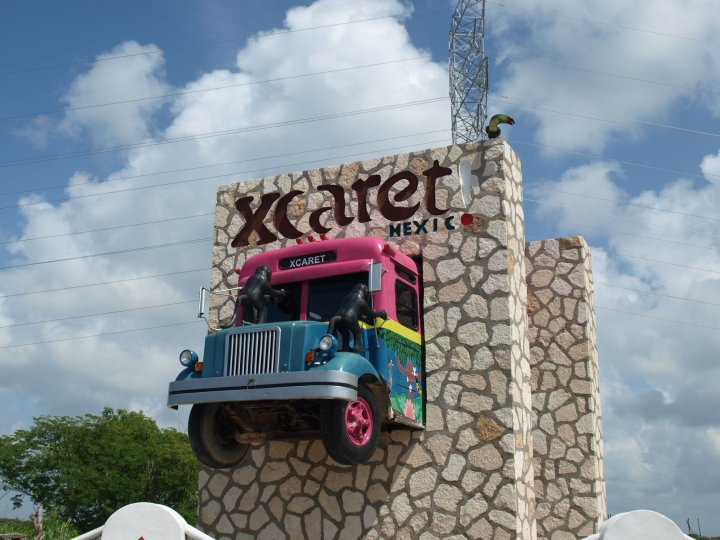 xcaret_logo