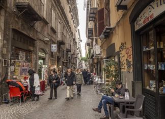 Οι ομπρέλες της Νάπολη