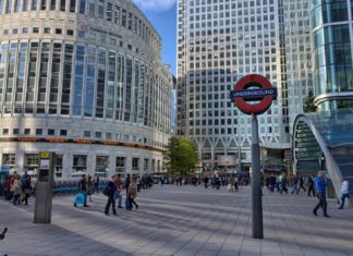 Η αναγέννηση του Κάναρι Γουάρφ