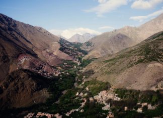 Στους πρόποδες του Άτλαντα