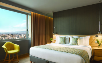 Wyndham Grand Athens: Προσιτή πολυτέλεια