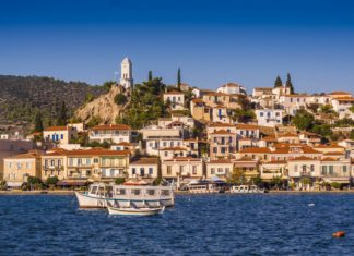 Πόρος, η διακριτική γοητεία του αρσενικού