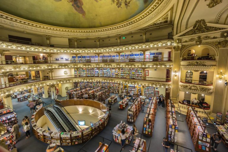 Ένα ξεχωριστό βιβλιοπωλείο στο Μπουένος Άϊρες